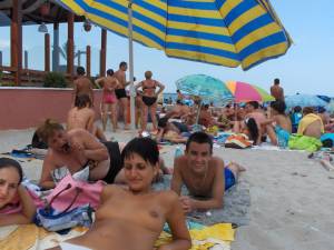 Neptun. Beach in Romania on the Black Sea i6x52llz4z