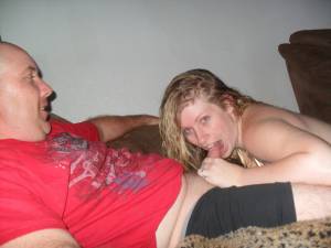 Naughty Blonde x64 q6x53wbeao
