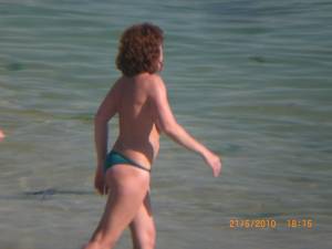 Big Tit Matures Topless On Beach n6x522ltjr