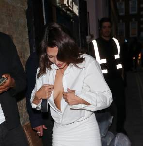 Vanessa White â€“ wardrobe malfunction at Covent Garden in London (Nipslip) (NSF-46x8kb9s2b.jpg