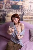 Personal Selfie with Renzi v6xjn00j2c