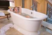 Personal Spa with Aislin 76xjlv3016