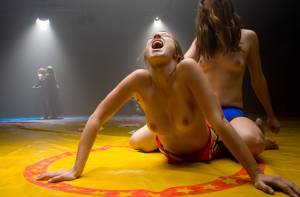 Naked Wrestling 36xkkb2i7u