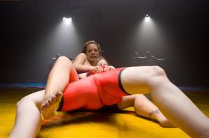 Naked Wrestling z6xkjv2a1x