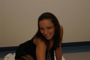 Brunette Amateur (58 Private Pics) h6xmgrh0eq