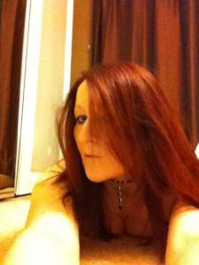 Another HOTT Redhead taking Self-Pics [177 Pics] f6xndghmp4