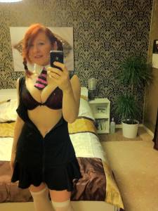 Another HOTT Redhead taking Self-Pics [177 Pics]-76xndbw1qy.jpg