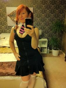 Another HOTT Redhead taking Self-Pics [177 Pics] h6xndg9vmh