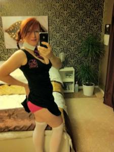 Another HOTT Redhead taking Self-Pics [177 Pics] k6xndblhnp