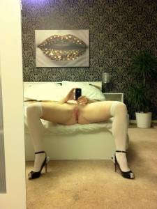 Another HOTT Redhead taking Self-Pics [177 Pics] h6xndc9yj5