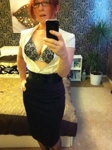 Another HOTT Redhead taking Self-Pics [177 Pics] m6xnddfj3f