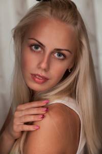 Presenting Sonnett i6xn5odk5j