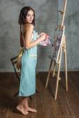 Solo Artist with Oxana Chic 56xnpai7ix