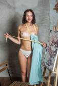 Solo Artist with Oxana Chic 16xnpan0dc