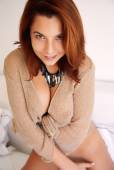 Beauty In Beige with Belka c6xobmosn2
