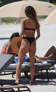 Patricia Contreras â€“ Bikini Malfunction Candids at the Beach in Miami (NSFW)-46xoqw566i.jpg