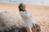Beach Jams with Dominika Jule f6xpe7m4ur