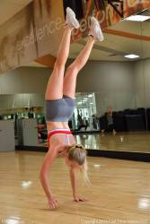 Angelina Hottie At The Gym - x103 -h6xxlwxyix.jpg