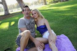 Charlee Monroe Guy Strolls Down The Park And Fines Beautiful Blond Slut - 224x-66xq7r81yl.jpg