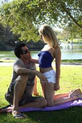 Charlee Monroe Guy Strolls Down The Park And Fines Beautiful Blond Slut - 224x 66xq7sa4tx