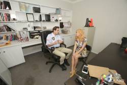 Britney Amber Gets Properly Fucked - 2000px - 584x o6xrqt8xi4