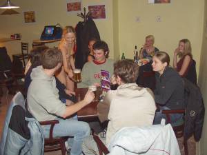 Sexy Waitress Enjoys Working Nude 1 w6xtjikooe