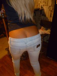 Amateur Russian Blonde Going Outdoors x49 t6xue346j0