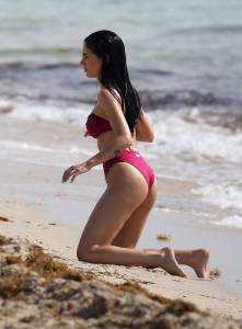 Giulia-De-Lellis-%C3%A2%E2%82%AC%E2%80%9C-Topless-Bikini-Photoshoot-on-the-Beach-in-Miami-w6xvfkp6fl.jpg
