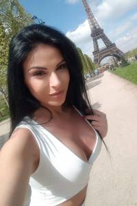 Inna Innaki â€“ Topless Photoshoot in Paris-66xve9vjib.jpg