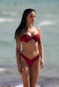 Giulia De Lellis â€“ Topless Bikini Photoshoot on the Beach in Miami-76xvfkwczx.jpg