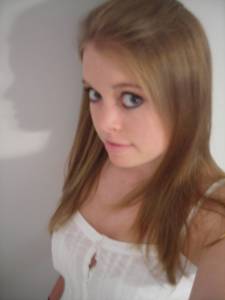 Cute girl loves greg - self pics blonde salope x71 o6xvli7rm1