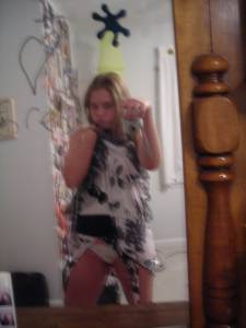 Cute girl loves greg - self pics blonde salope x71 o6xvlhrndl