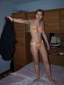 Elodie - French girl 2 x139 j6xvmdoe2h