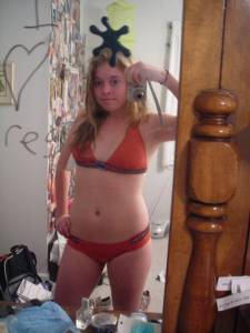 Cute girl loves greg - self pics blonde salope x71-v6xvlgor3b.jpg