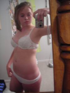 Cute girl loves greg - self pics blonde salope x71 t6xvlhfhye