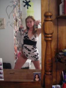 Cute girl loves greg - self pics blonde salope x71 q6xvlhjvd7