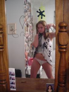 Cute girl loves greg - self pics blonde salope x71 r6xvlhklrq