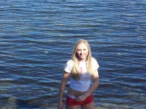 Selfshot and posing for amazing young Blonde x169 06xxb71ycg