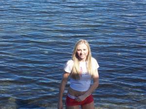 Selfshot and posing for amazing young Blonde x169-06xxb71ycg.jpg