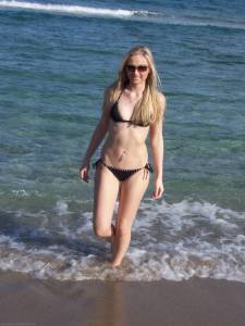 Selfshot and posing for amazing young Blonde x169 q6xxb8fqb4