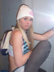 Selfshot and posing for amazing young Blonde x169 b6xxbktmba