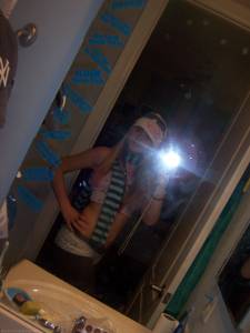 Selfshot and posing for amazing young Blonde x169 i6xxbk46cm