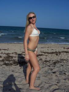 Selfshot and posing for amazing young Blonde x169 i6xxb70trc