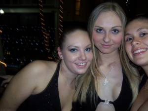 Selfshot and posing for amazing young Blonde x169 76xxb9sp3s