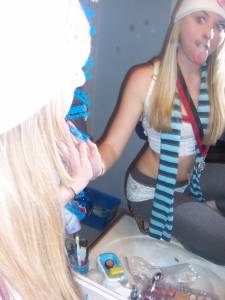 Selfshot and posing for amazing young Blonde x169 z6xxb7elya