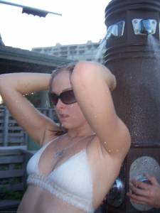 Selfshot and posing for amazing young Blonde x169 f6xxb9nyjj