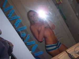 Selfshot and posing for amazing young Blonde x169 66xxbj5iv2