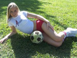 Selfshot and posing for amazing young Blonde x169-56xxb7w13l.jpg