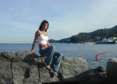 Lovely skinny girl outdoors-o7aanc4etg.jpg