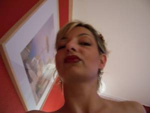 Blonde MILF (97 foto) v7aam6tt7l